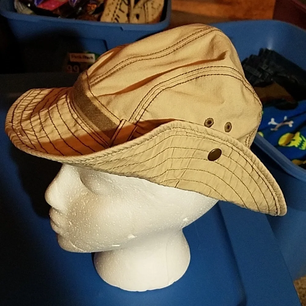 Old Navy Child Hat Chin Strap Bow